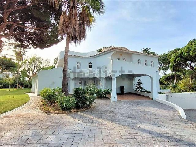 Casa venda em Quarteira, Loulé