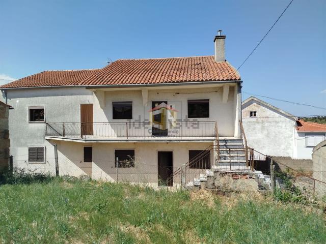 Casa venda em Guarda, Alfaiates