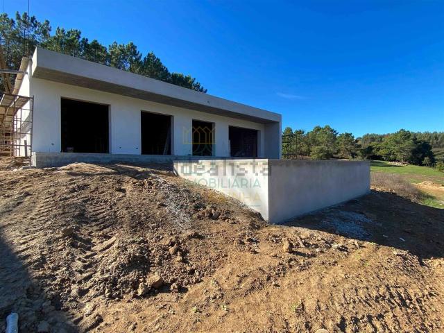 Casa venda em Casais do Norte, Alcobaça