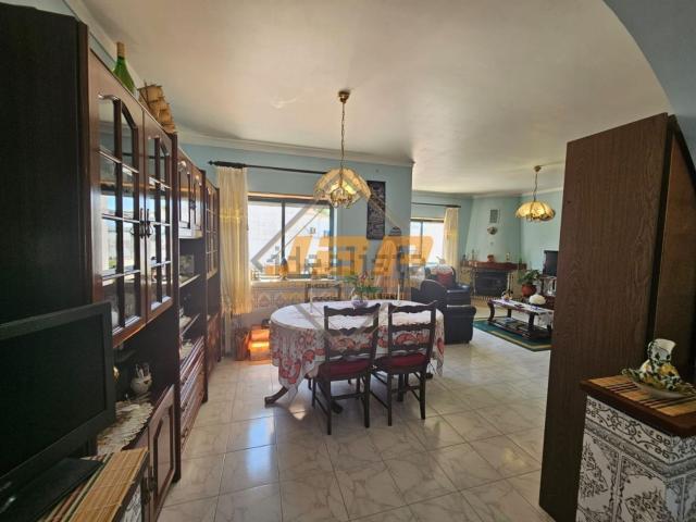 Casa venda em Casais do Norte, Alcobaça