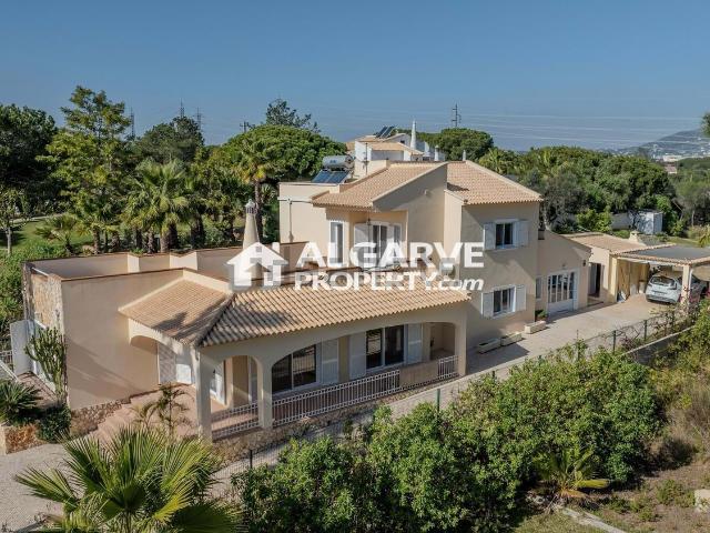 Casa venda em Alto do Calhau, Faro