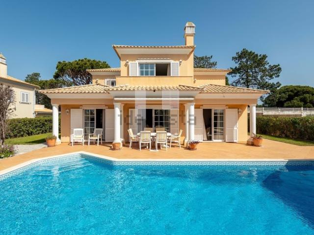 Casa venda em Garrão, Loulé