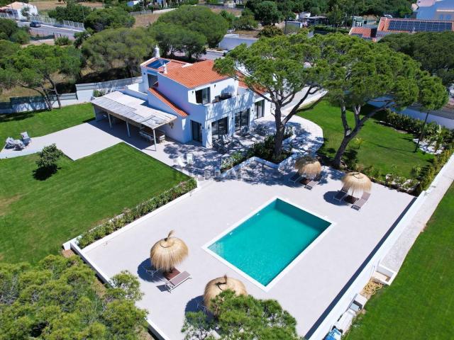 Casa venda em Ferrarias, Loulé