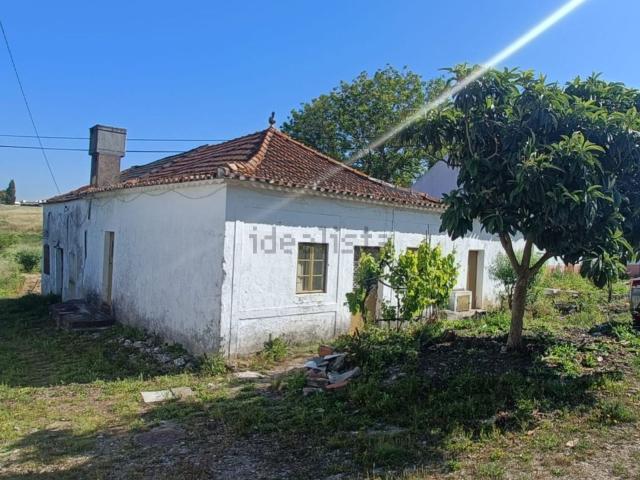 Casa venda em Alforgemel, Santarém