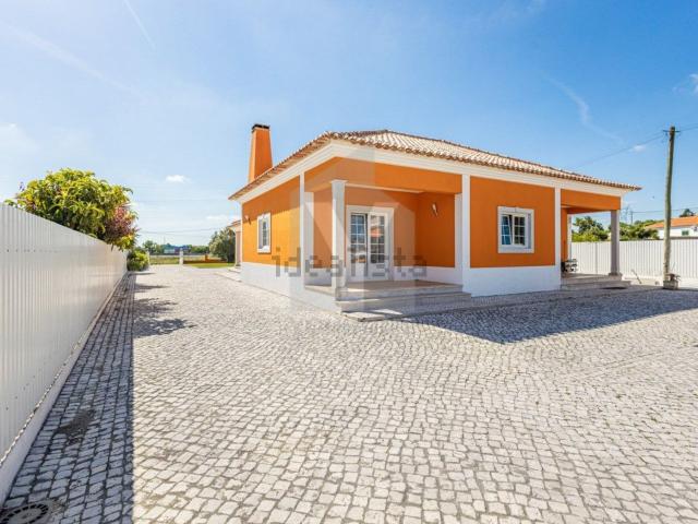 Casa venda em Vale de Moinhos, Santarém