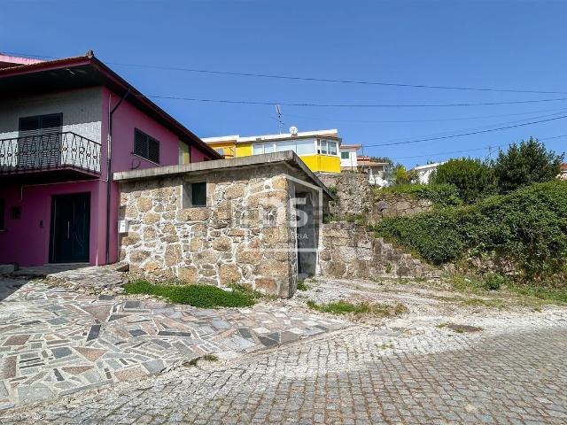 Casa venda em Várzea do Douro, Várzea