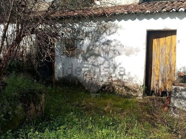 Casa venda em Ribeira de Fernando, Abrantes