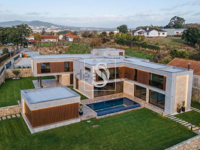 Casa venda em Alvelos, Arcozelo