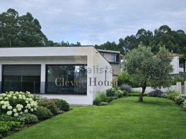 Casa venda em Alvelos, Arcozelo