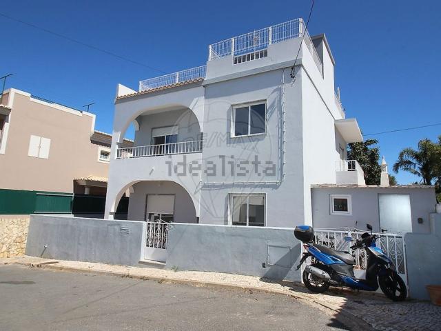 Casa venda em Maria Pires, Portimão