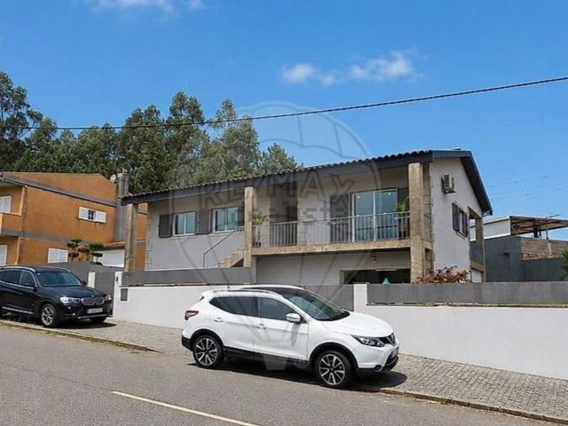 Casa venda em Transfontão, Amares