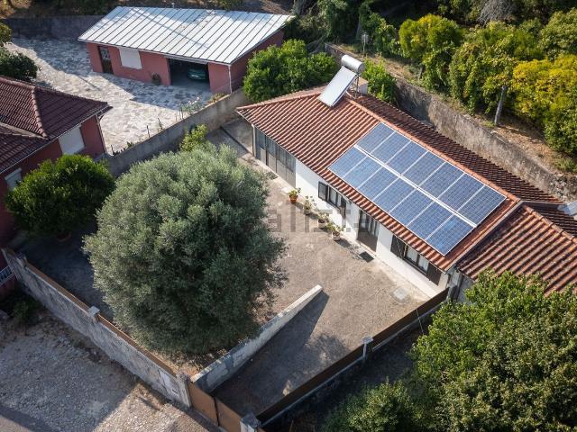 Casa venda em Frecheiro, Amares