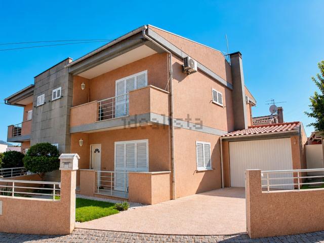 Casa venda em Amares e Figueiredo, Amares