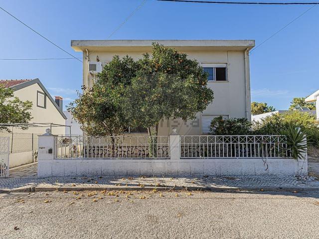 Casa venda em Quinta da Charnequinha, Seixal