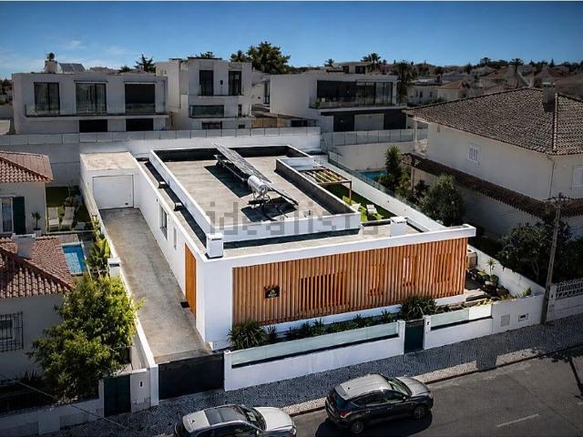 Casa venda em Amora, Seixal