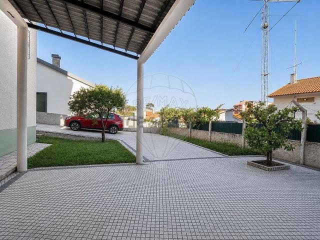 Casa venda em Quinta do Batateiro, Seixal