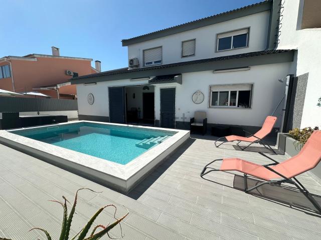 Casa alugar em Seixal, Amora