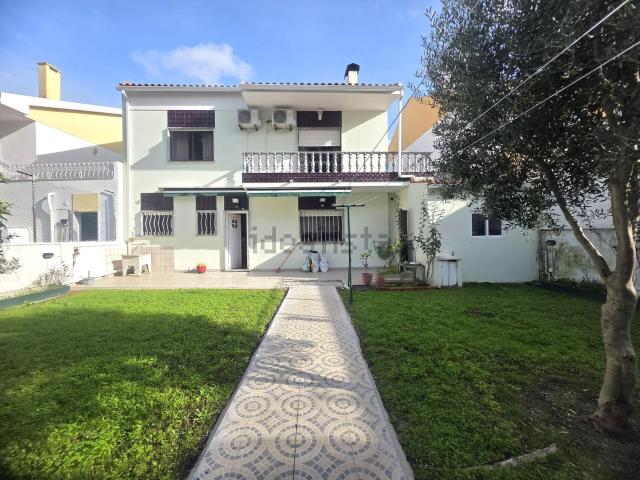 Casa venda em Seixal, Amora