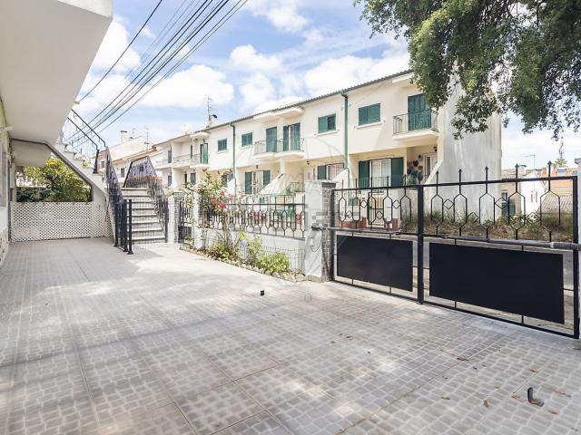 Casa venda em Seixal, Amora