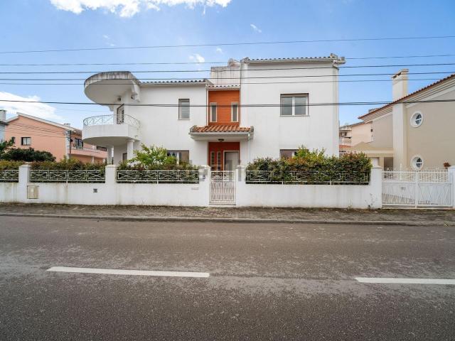 Casa venda em Seixal, Amora
