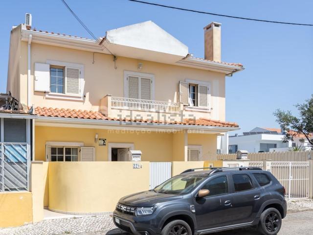 Casa venda em Seixal, Amora
