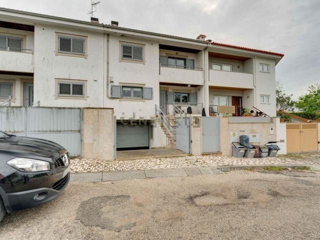 Casa venda em Anta, Aveiro