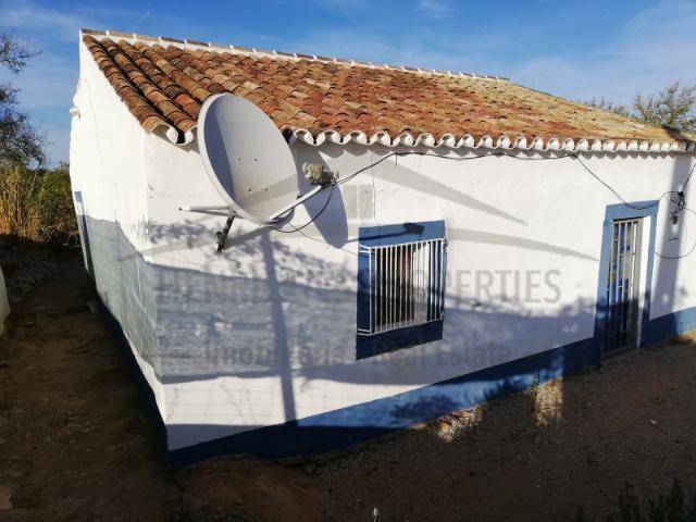 Quinta venda em Santa Catarina da Fonte do Bispo, Tavira