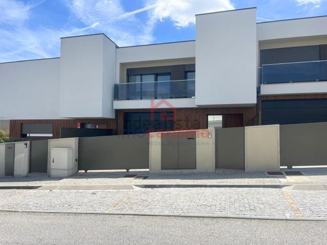Casa venda em Arões (São Romão), Fafe