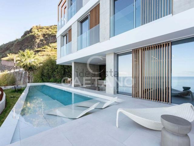 Casa venda em Ladeira e Lamaceiros, Arco Da Calheta