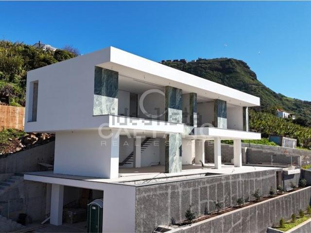 Casa venda em Ladeira e Lamaceiros, Arco Da Calheta