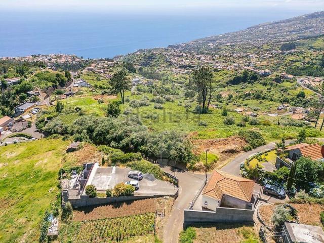 Moradia venda em Arco Da Calheta, Florenças