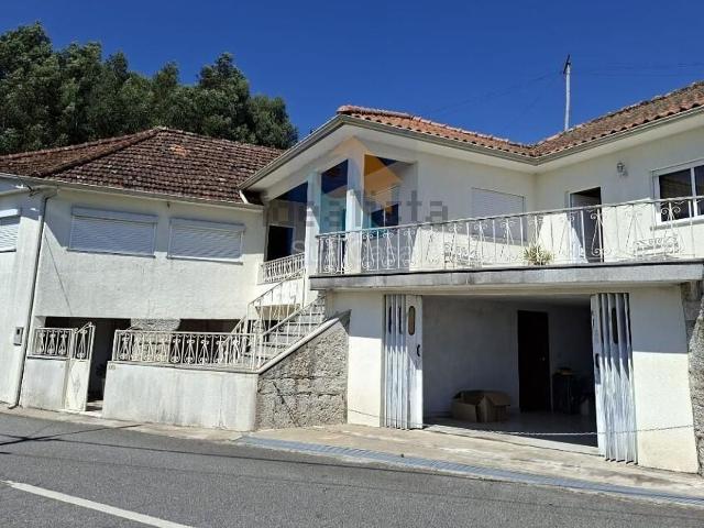 Casa venda em Ardegão, Arnozela e Seidões, Fafe