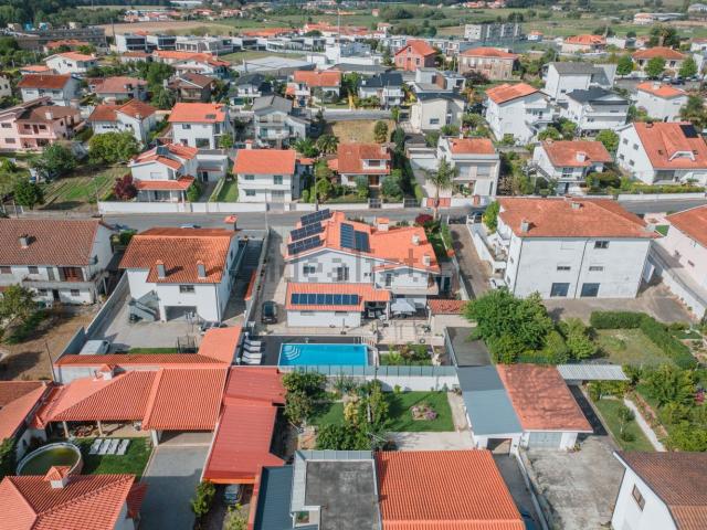 Casa venda em Santo Tirso, Porto