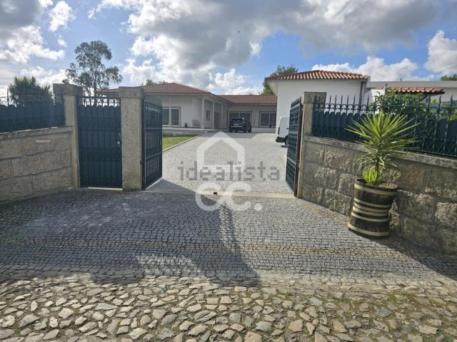 Casa venda em Gomariz, Santo Tirso