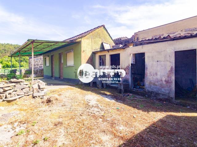 Casa venda em Arentim e Cunha, Braga