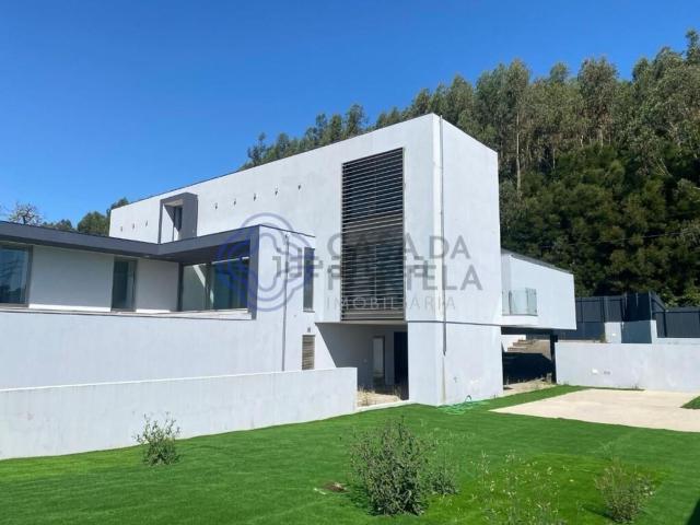 Moradia venda em Argoncilhe