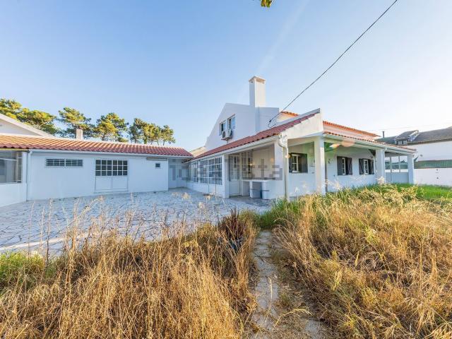 Casa venda em Vale Bem, Almada
