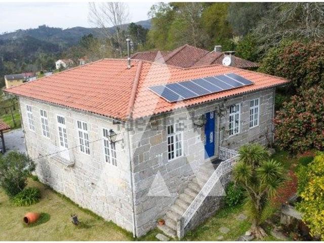 Casa venda em Arosa e Castelões, Guimarães