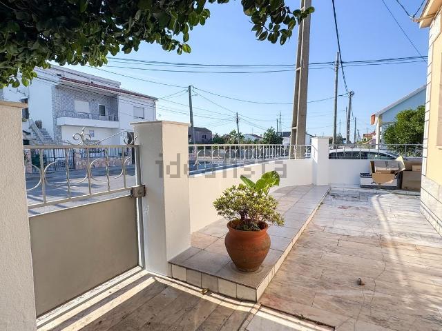 Casa venda em Seixal, Setúbal