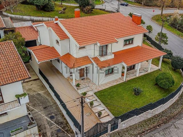 Casa venda em Regueirinho, Santa Maria Da Feira