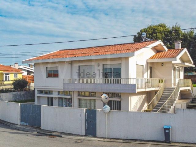 Casa venda em Regueirinho, Santa Maria Da Feira