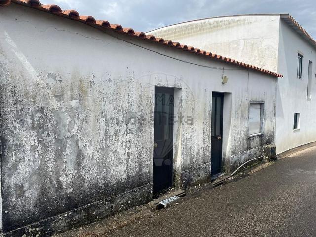 Casa venda em Charruada, Torres Novas
