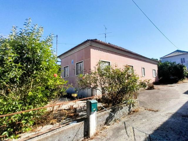 Casa venda em Charruada, Torres Novas