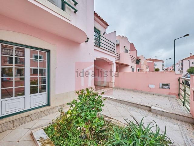 Casa venda em Carodes, Montijo
