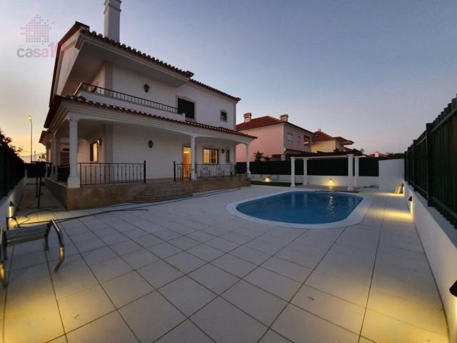 Casa alugar em Carodes, Montijo