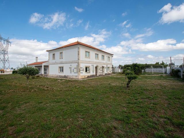 Casa venda em Carodes, Montijo
