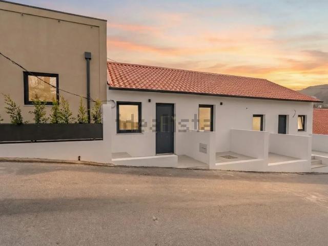 Casa venda em Santo Tirso, Porto