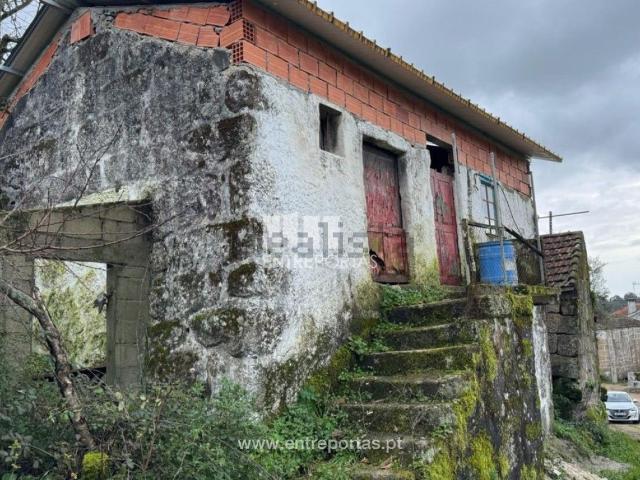 Casa venda em Rosém, Avessadas