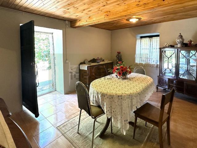 Casa venda em Rosém, Avessadas