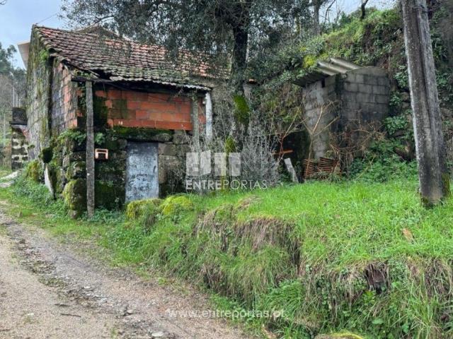 Casa venda em Rosém, Avessadas